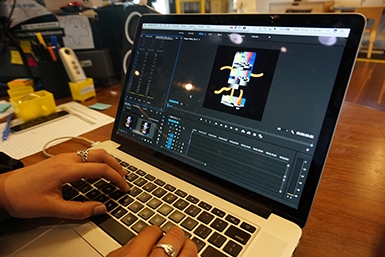 Lớp học Dựng video tại Thư viện khu vực The Dock