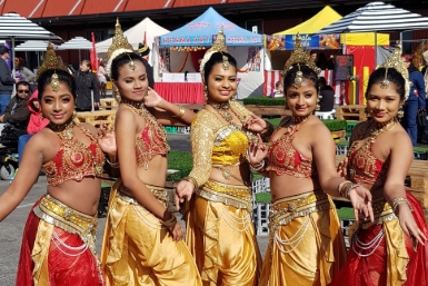 Tưng bừng lễ hội đón năm mới của người Sri Lanka