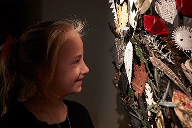 Chuyến tham quan khu tưởng niệm chiến tranh Flowers of War Garden Tour