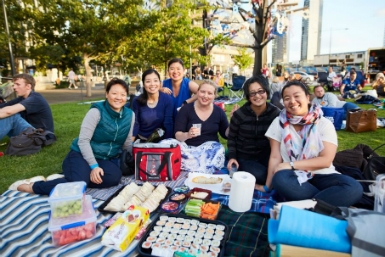 Đến rạp chiếu phim ngoài trời Park Cinema xem phim phiêu lưu hấp dẫn