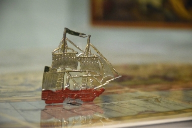 Ngược dòng lịch sử với trò chơi Race to the Diggings Board Game